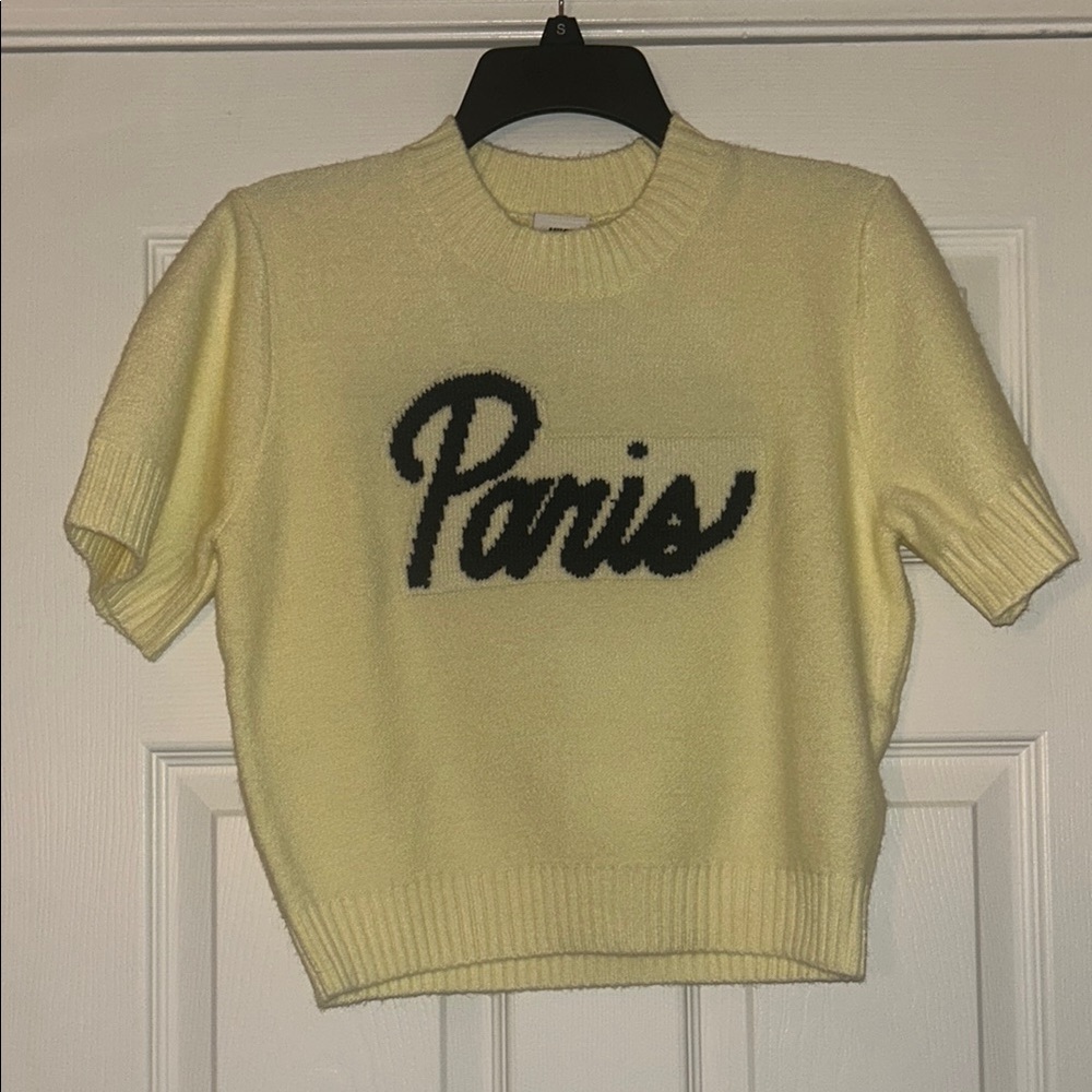 NWT Paris Saint-Germain Sport Essentials
Womens Nike Soccer Knit ShortSleeve Top